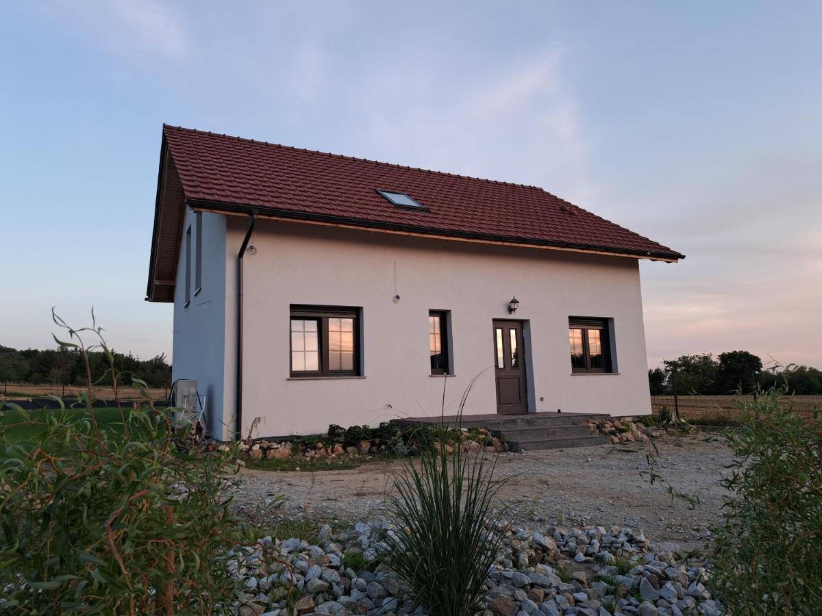 Honey House Apartment Gesiniec Exterior photo