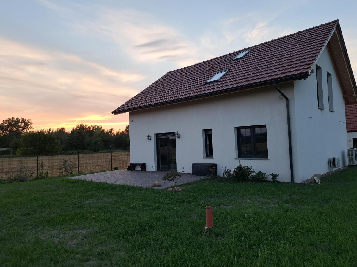 Honey House Apartment Gesiniec Exterior photo